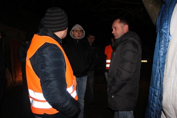 Автомайданівці знайшли авто, яке збило двох людей. ФОТО. ВІДЕО
