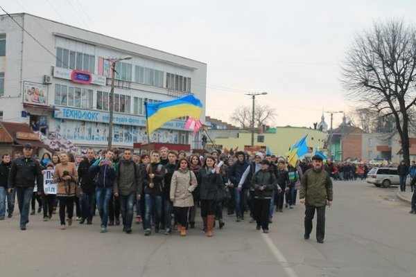 Марш Миру у Володимирі-Волинському. ФОТО. ВІДЕО