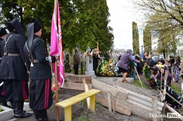 На Волині попрощалися із 86-річним упівцем. ФОТО