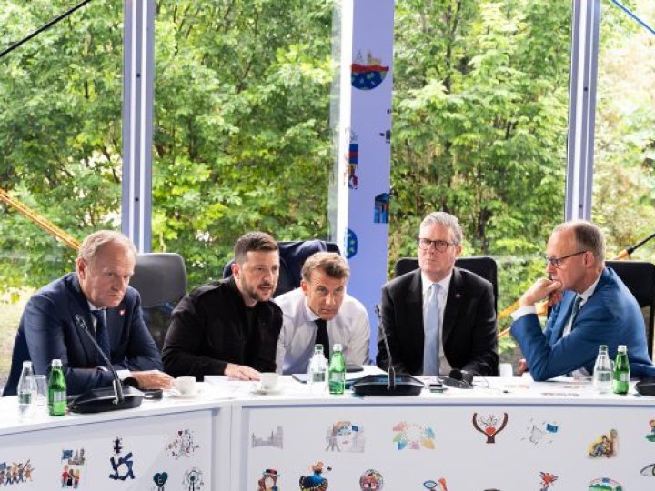 Союзники у Парижі обговорять присутність військ в Україні і письмові зобов'язання, - ЗМІ