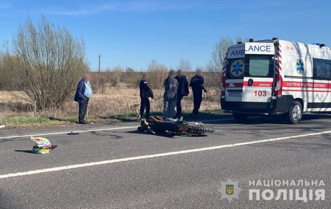 На Волині 15-річний мотоцикліст зіткнувся з маршруткою