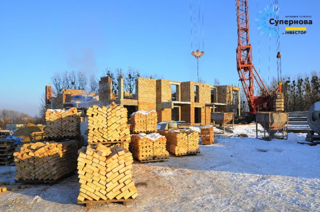 Луцька «Супернова»: робота кипить на 5-ти будинках. ФОТО*