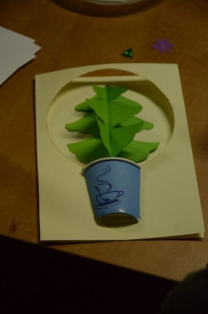 Діти із реабілітаційних центрів отримають святкові листівки від луцьких школярів. ФОТО