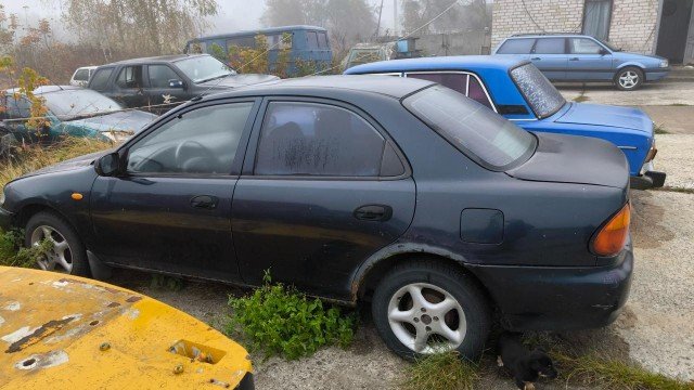 Волинська митниця продає 6 автівок за 25 тисяч гривень. ФОТО