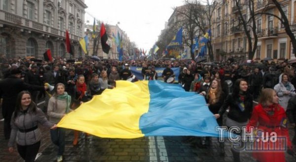 УПА та Бандеру вшанували у Києві ходою. ФОТО