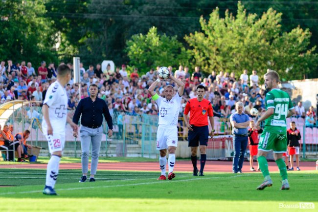 «Волинь» – «Карпати»: великий фотозвіт із нашумілого матчу