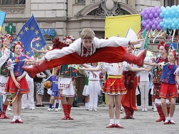 У Маневичах відкрили Центр творчості дітей та юнацтва