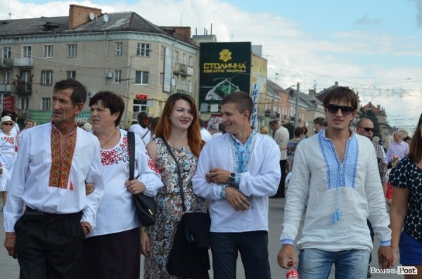 Лучани продовжують святкувати День Незалежності України. ФОТОРЕПОРТАЖ