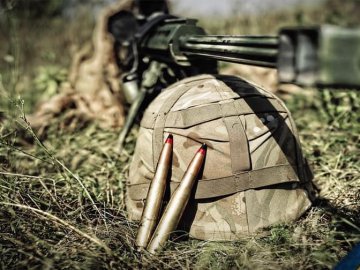 На Сході внаслідок обстрілу один військовий загинув, четверо – поранені 