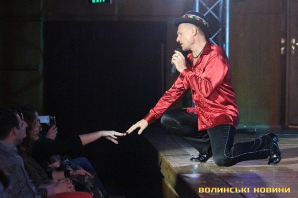 Запальний Олег Скрипка «підірвав» луцьку публіку. ФОТО. ВІДЕО