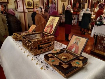 У Ковель привезли мощі святих. ФОТО
