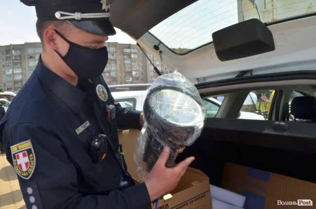 Волинські «шерифи» отримали 25 службових позашляховиків. ФОТО