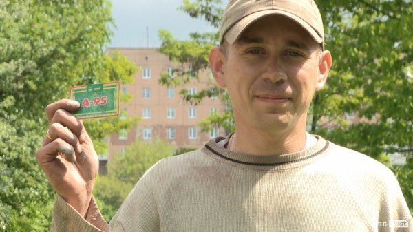 В автоконкурсі від ВолиньPost знову виграли пальне. ВІДЕО