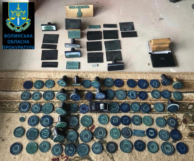 3 тисячі доларів за пакет документів: судитимуть волинянина, який допоміг 16 ухилянтам виїхати за кордон