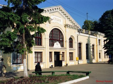 Яким був луцький вокзал 17 років тому. ФОТО