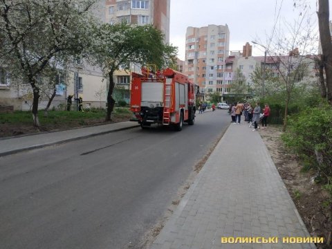 П'яний лучанин розігрівав їжу і підпалив квартиру. ФОТО