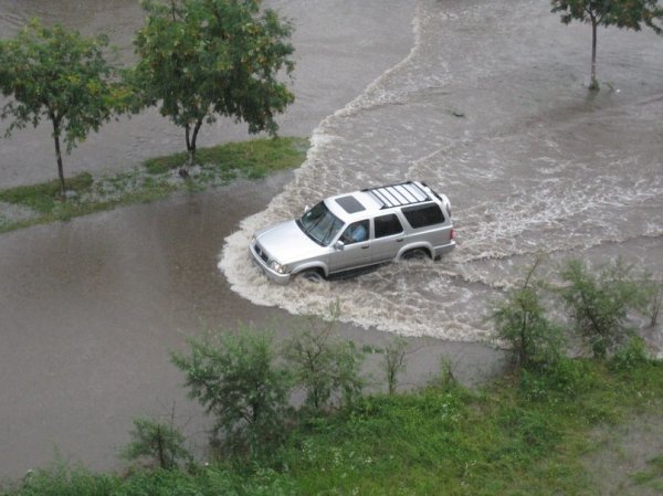 Луцьк знову плаває. ФОТО. ВІДЕО
