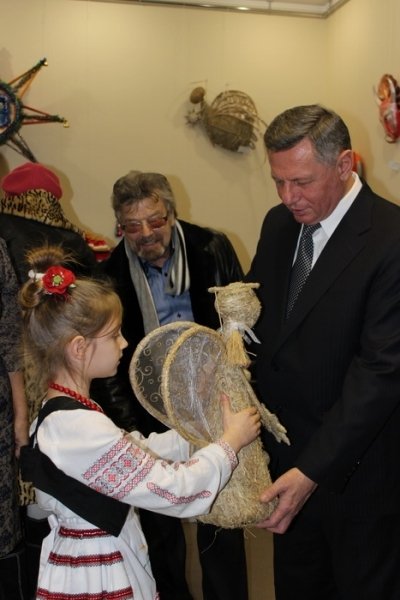 У Луцьку показують «Дива Коляди». ФОТО