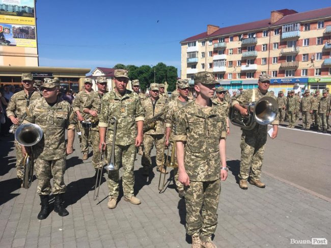 Ви зберегли наш мир: на Волині зустріли зенітників, які повернулися з АТО. ФОТО