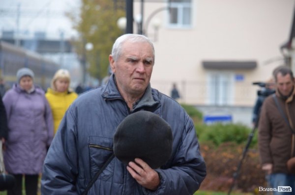 «Схід і Захід разом!»: до Луцька приїхав «Потяг єднання»