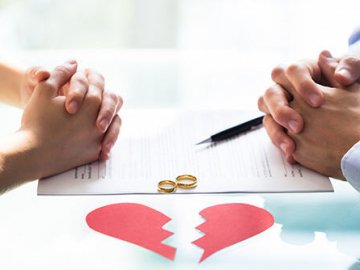 Скільки пар в Україні розлучилися у 2022 році