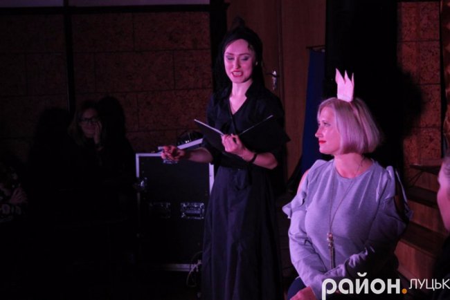 Вхід тільки жінкам: у Луцьку показали особливу виставу