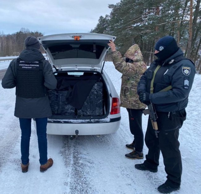 5 тисяч пачок сигарет: волинянин віз контрабанду до країн ЄС