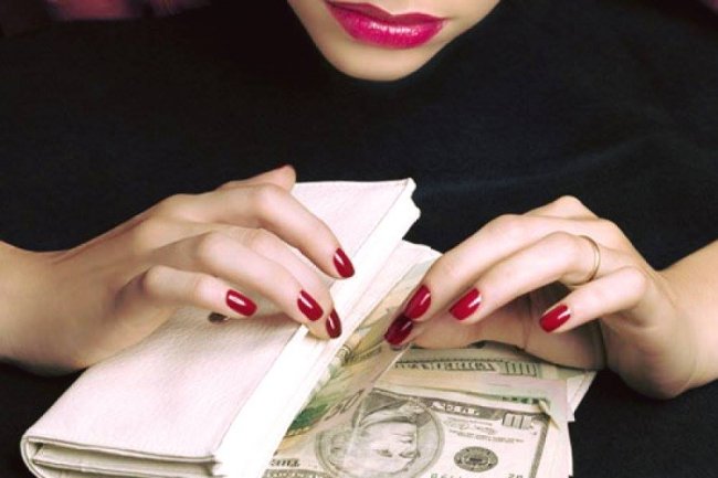 Луцькій студентці не заплатили за роботу в благодійному фонді