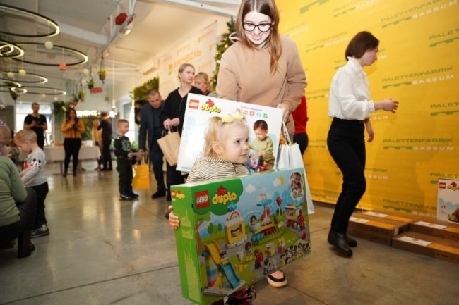 У Ковелі компанія «Бренвель» привітала дітей загиблих на війні Героїв із різдвяно-новорічними святами