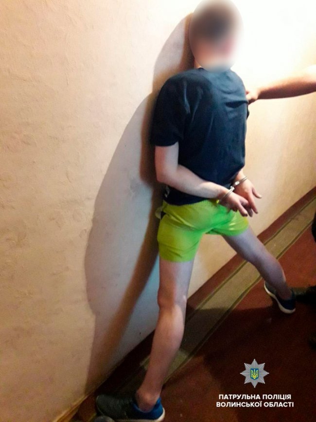 У місті на Волині зловили  «на гарячому» грабіжника квартири. ФОТО. ВІДЕО