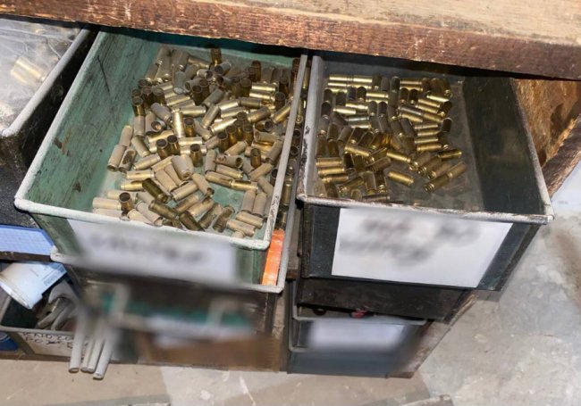 Волинські правоохоронці затримали торговця зброєю. ФОТО