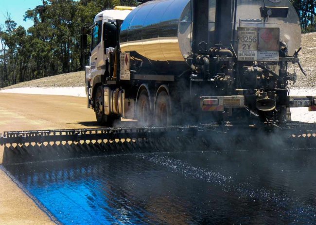 Різновиди бітуму: його особливості, властивості і переваги*