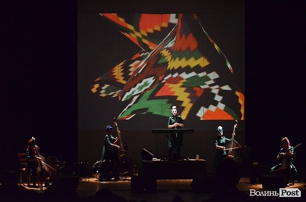 «Я хочу від них дітей»: Dakh Daughters підірвали луцьку публіку. ФОТО