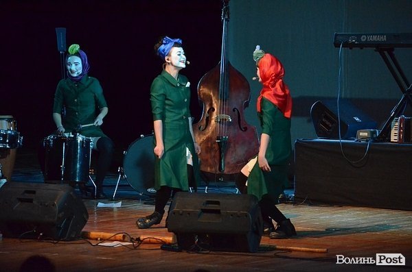 «Я хочу від них дітей»: Dakh Daughters підірвали луцьку публіку. ФОТО