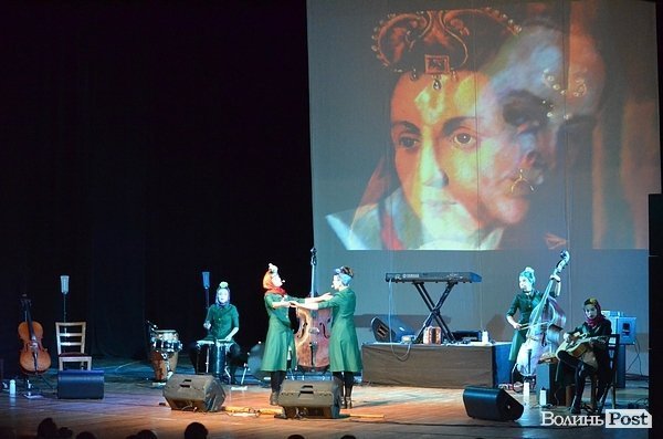 «Я хочу від них дітей»: Dakh Daughters підірвали луцьку публіку. ФОТО