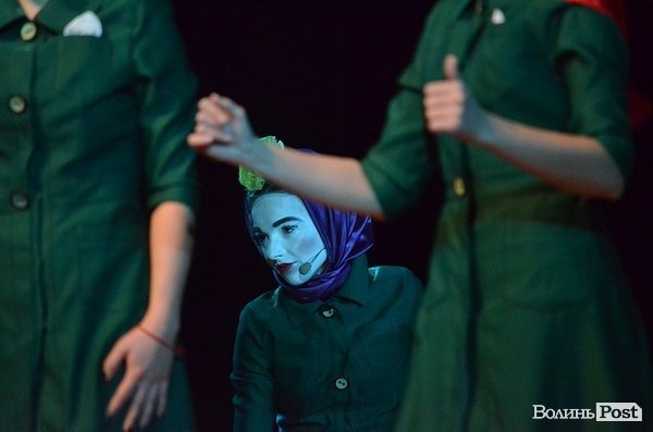 «Я хочу від них дітей»: Dakh Daughters підірвали луцьку публіку. ФОТО