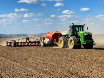 На Волині стартував сезон посівної