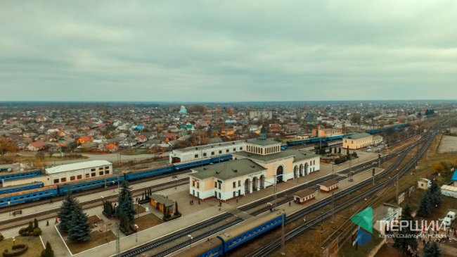 Показали Ковельський залізничний вокзал з висоти пташиного польоту. ФОТО