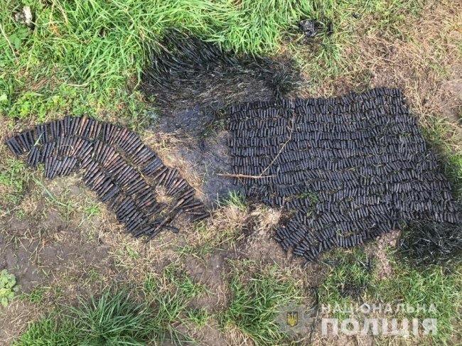 У жителя Ківерцівського району вдома знайшли цілий арсенал зброї. ФОТО