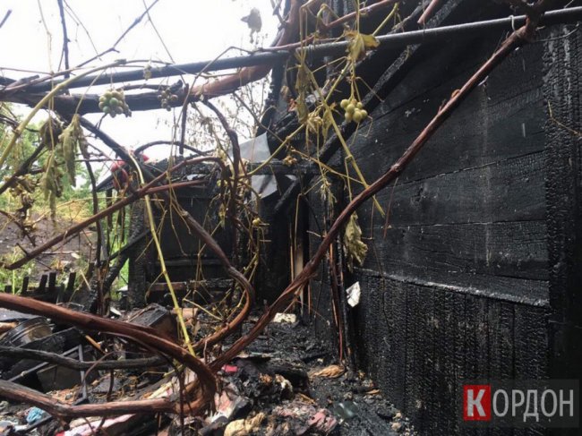 На Волині майже одночасно горіло дві будівлі. ФОТО