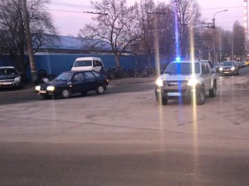 У Луцьку патрульні наводять лад на авторинку