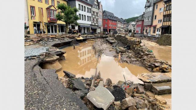 Масштабні повені у Німеччині: загинуло до 20 людей та десятки зникли безвісти. ФОТО