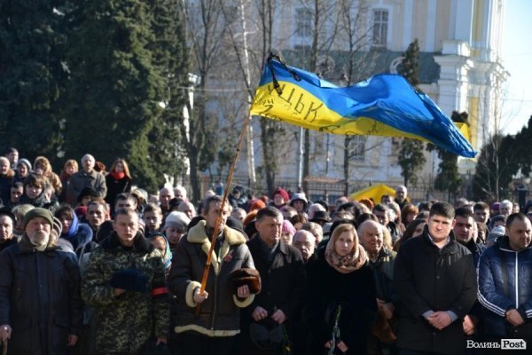 У Луцьку попрощалися із загиблим  бійцем 51-ої бригади. ФОТО