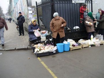 У Володимирі «зачистять» стихійну торгівлю