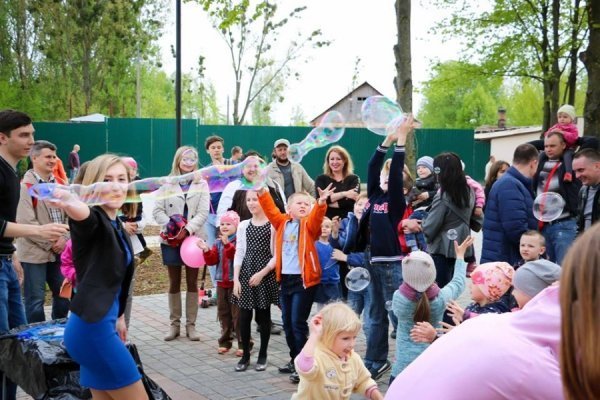 У Луцькому зоопарку продавали розмальовки, щоб нагодувати бездомних тварин. ФОТО 