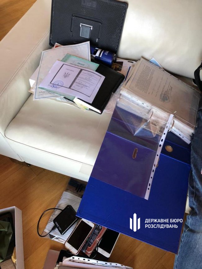 В Одесі колишній слідчий зі спільниками привласнили 10 чужих квартир у новобудовах