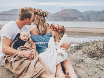 Чому сьогодні не варто брати з собою у подорож дітей: прикмети і забобони