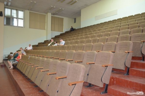 У Луцьку завершується  другий тур виборів ректора ЛНТУ. ФОТО