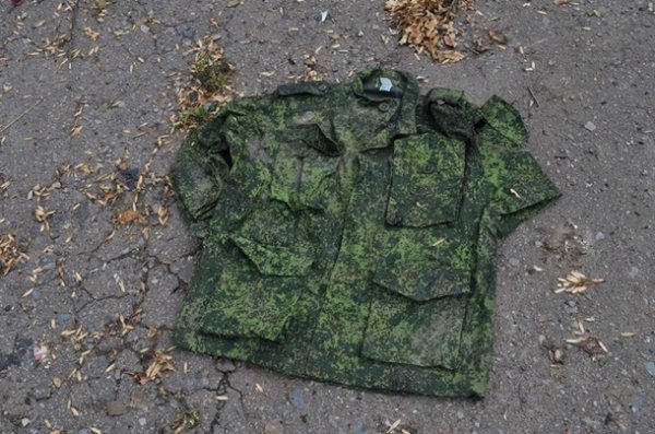 На позиціях сепаратистів знайшли російську форму та боєприпаси. ФОТО