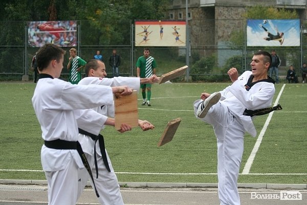 Як у Луцьку відзначали День фізкультури та спорту. ФОТО